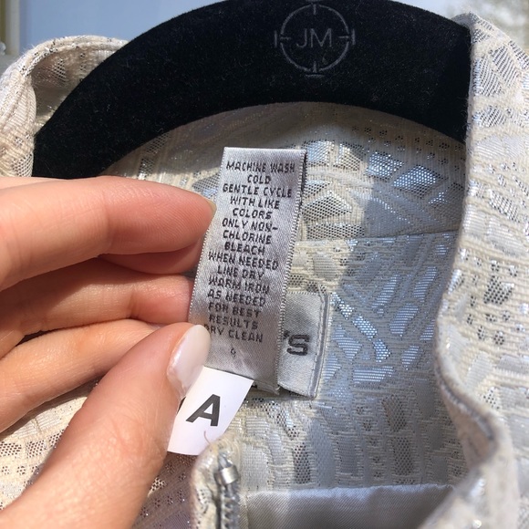 Chico’s Metallic Jacquard Zip Formal Blazer Lined White Shimmer Size 2 - Picture 5 of 8